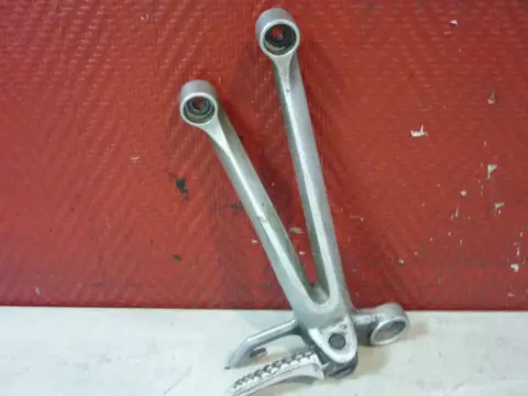 Pillion step right Suzuki GSX R 1000 2005 - 2006