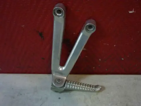 Pillion step left  Yamaha YZF R1 2000 - 2001