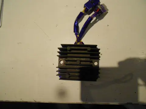 Regulator rectifier  Suzuki LS 650 1986 - 2004