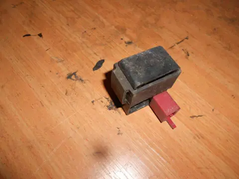Relay Kawasaki ZXR 400 1989 - 1990