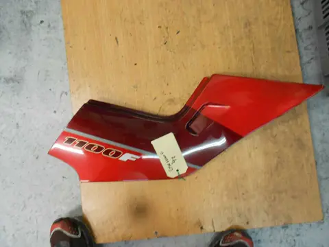 Cowl right small Suzuki GSX F 1100 1988 - 1994