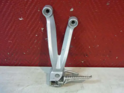 Pillion step left  Suzuki GSX R 750 2001 - 2003