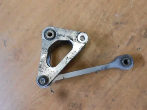 Cushion connecting rod  Yamaha YZF R1 1998 - 1999