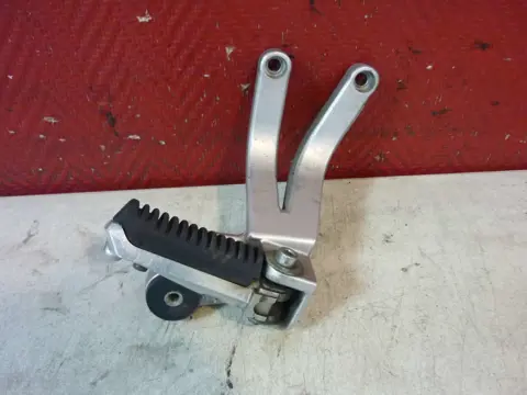 Pillion step right Suzuki RF 900 1993 - 1996