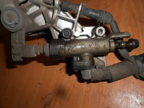 Rear brake master cylinder  Honda VFR 800 I 1998 - 2001