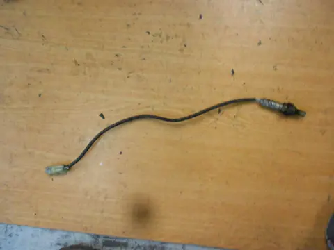 Oxygen sensor Honda VFR 800 I 1998 - 2001