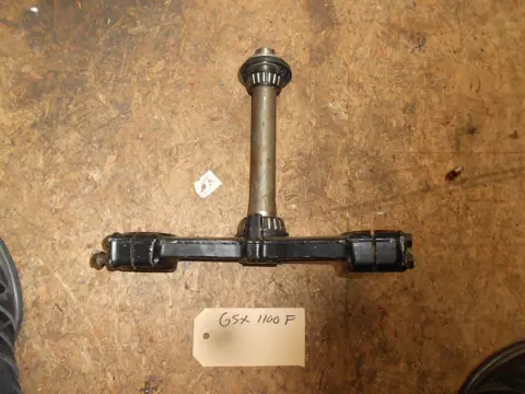 Steering stem Suzuki GSX F 1100 1988 - 1994