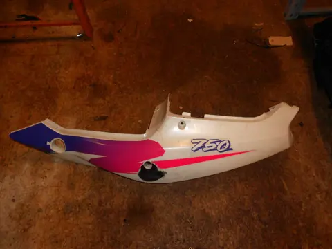 Cowl left rear Kawasaki ZXR 750 1993 - 1996