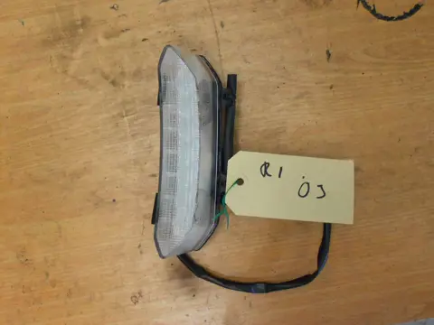 Rear light Yamaha YZF R1 2002 - 2003