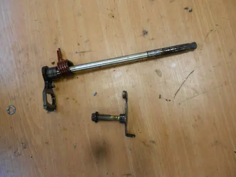 Gear box Suzuki GSF 600 650 Bandit  1996 - 1999