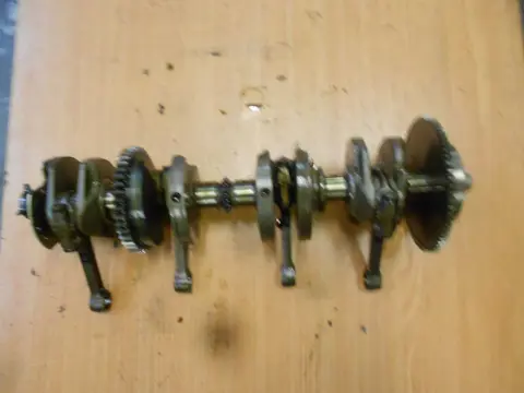 Crankshaft Suzuki GSF 600 650 Bandit  1996 - 1999