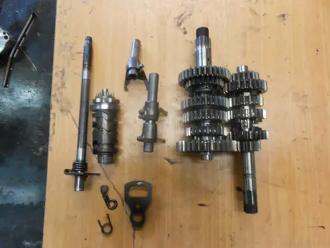 Gear box Suzuki SV 650 1998 - 2002