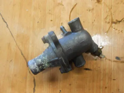 Thermostat cooler Suzuki SV 650 1998 - 2002