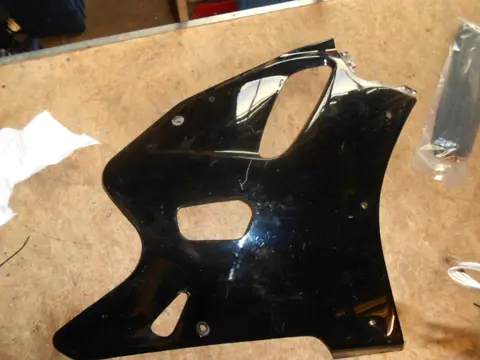 Cowl right Suzuki GSX R 750 1992 - 1993