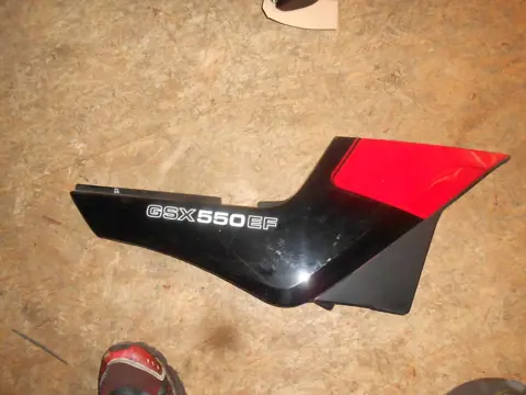Cowl right Suzuki GS 550 ES 1983 - 1985