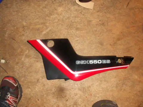 Cowl left small Suzuki GS 550 ES 1983 - 1985