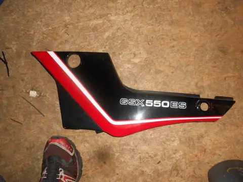 Cowl left small Suzuki GS 550 ES 1983 - 1985