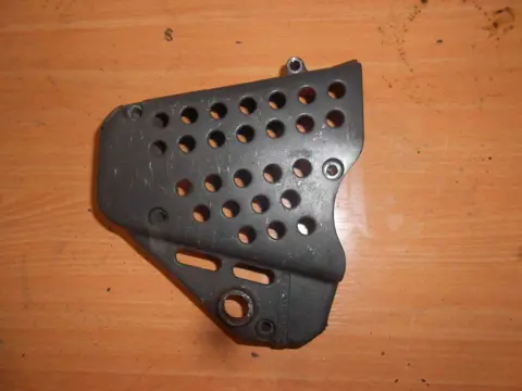 Engine cover front spocket Suzuki GSX R 750 1992 - 1993