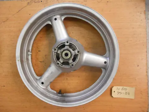 Rear wheel Suzuki SV 650 1998 - 2002