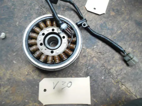 Generator Honda VF 500  1984 - 1985