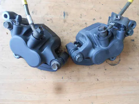 Brake calipers front Yamaha FAZER 600 2004 - 2007