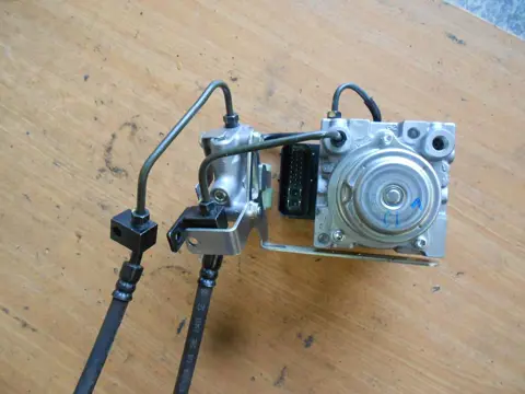 ABS System Honda CBR 600 F 2011 - 2013