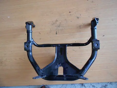 Upper cowl Stay Suzuki GSX R 750 2001 - 2003
