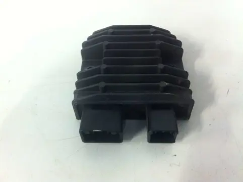 Regulator rectifier  Honda Silverwing 2004 - 2008