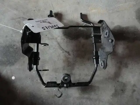 Upper cowl Stay Suzuki GSR 600 2006 - 2009