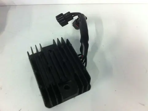 Regulator rectifier  Suzuki GSX F 650 2007 - 2011