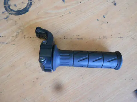 Throttle grip Kawasaki ZX 12 R 2000 - 2001