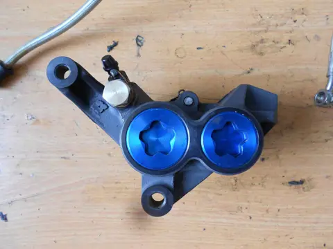 Brake caliper Yamaha FAZER 1000 1998 - 2005
