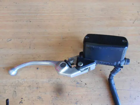 Front brake master cylinder  Honda CBR 600 F 1995 - 1998