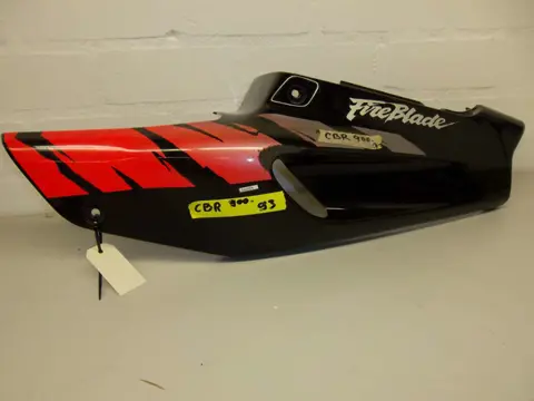Cowl left rear Honda CBR 900 RR 1992 - 1993