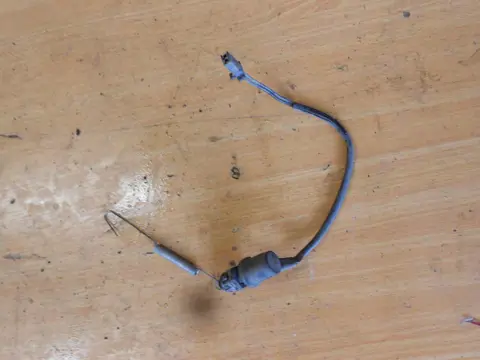Footpegs left and or right Yamaha TDM 1996 - 2000