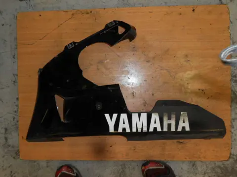 Cowl Left lower Yamaha YZF R1 2000 - 2001