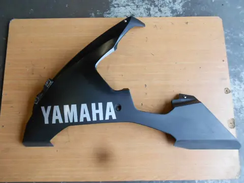 Cowl Left lower Yamaha YZF R1 2004 - 2006