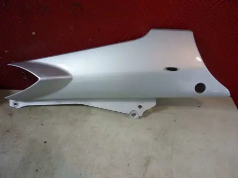 Cowl left small Yamaha FJR 1300 2003 - 2005