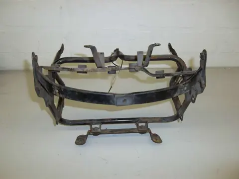 Upper cowl Stay Suzuki GSX F 600 1988 - 1997