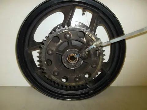 Rear wheel complete Kawasaki GPZ 1000 1985 - 1990