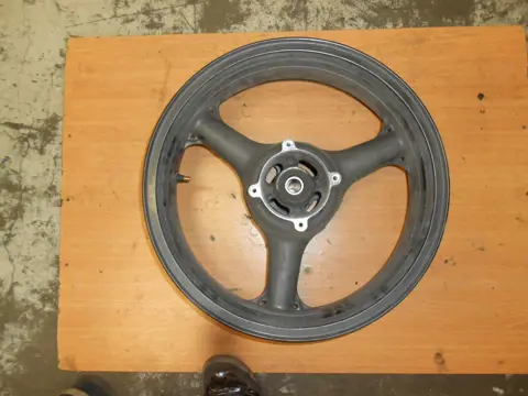 Rear wheel Kawasaki ZXR 400 1991 - 1996