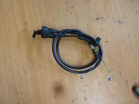 Throttle cable Yamaha YZF R1 2004 - 2006