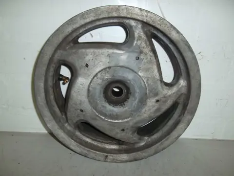 Rear wheel Honda Fes 150 1996 - 1999