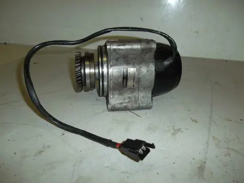 Generator Suzuki GSX F 600 1988 - 1997