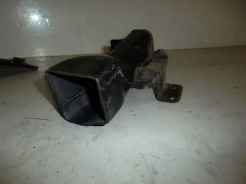 Air intake left Kawasaki ZEPHYR 1100 1970 - 2012