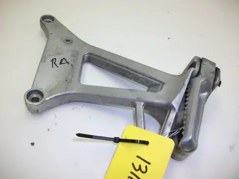 Pillion step right Honda VFR 750 1990 - 1993