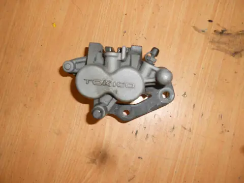 Brake caliper right front Kawasaki ER 6 2005 - 2008
