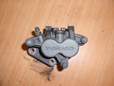 Brake caliper left front Kawasaki ER 6 2005 - 2008