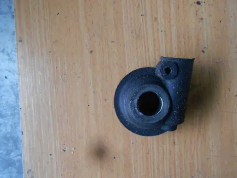 Speedometer gear box Suzuki GSX F 1100 1988 - 1994