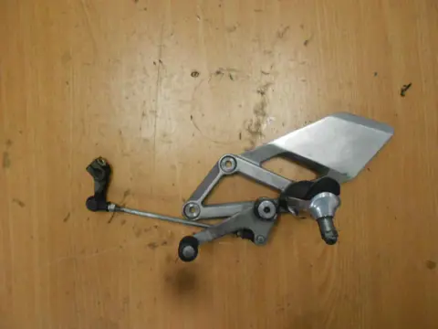 Main step holder left Honda CBR 600 F 1991 - 1994
